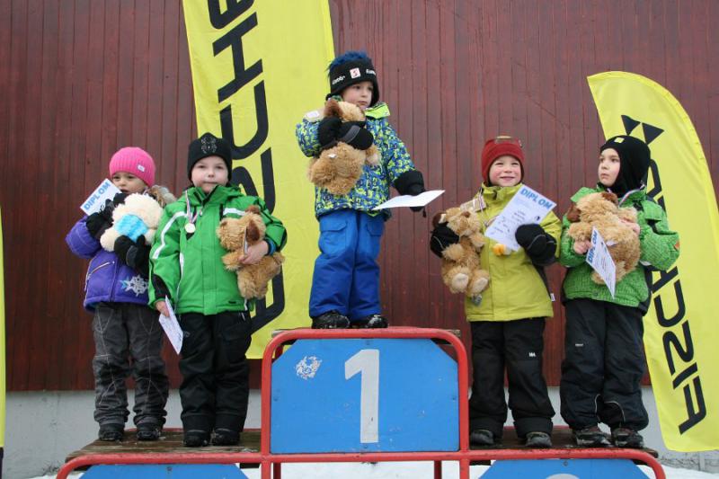 SkiCamp Lipno 2011 - tréninkový kemp pro děti - obří slalom